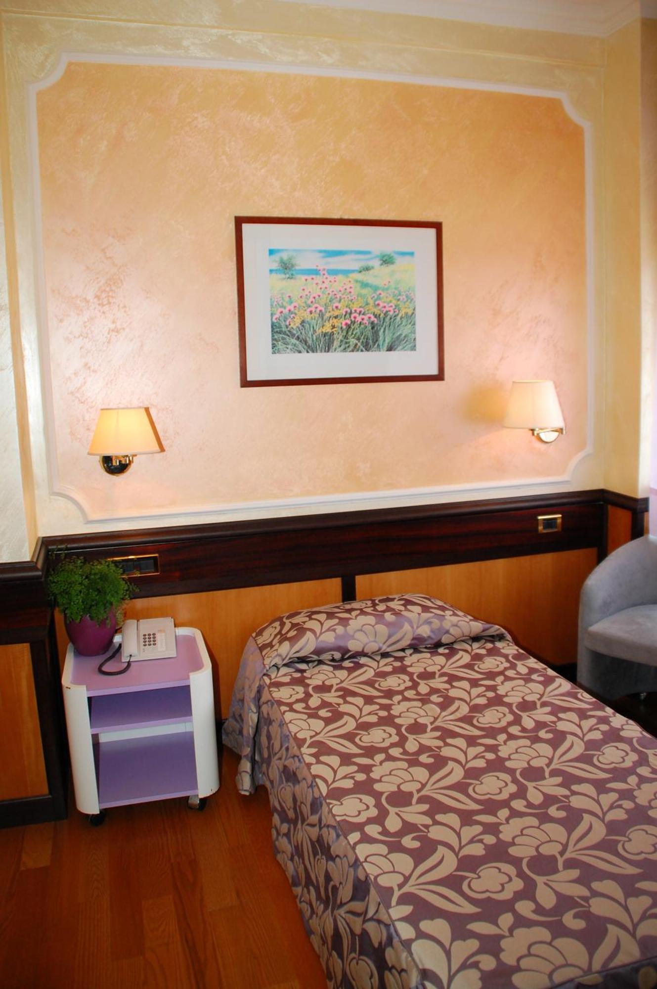 Benny Hotel Catanzaro Eksteriør billede